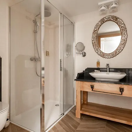 Aries Bukowina Lägenhetshotell 3*