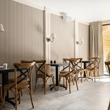 Aries Bukowina Lägenhetshotell 3*